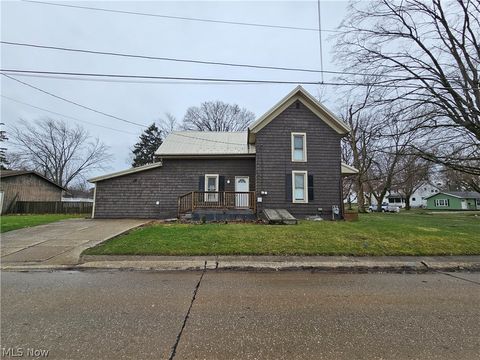 Tiny photo for 560 N Broadway Street, Medina, OH 44256 (MLS # 5203268)