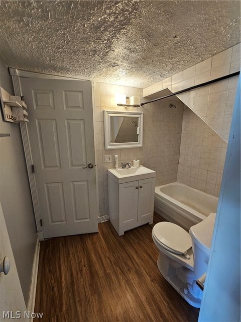 Tiny photo for 560 N Broadway Street, Medina, OH 44256 (MLS # 5203268)