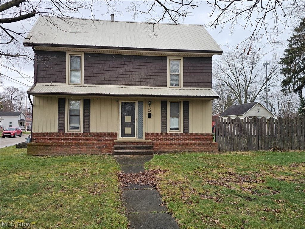 Photo of 560 N Broadway Street, Medina, OH 44256 (MLS # 5203268)