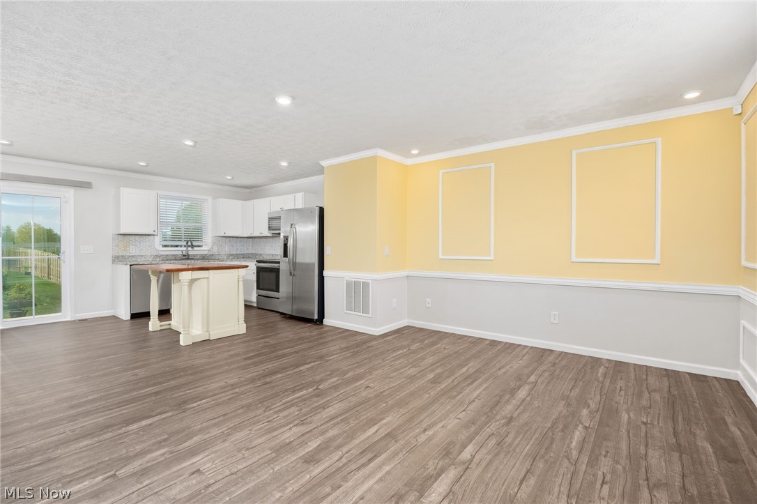 5700 Burlington Drive
