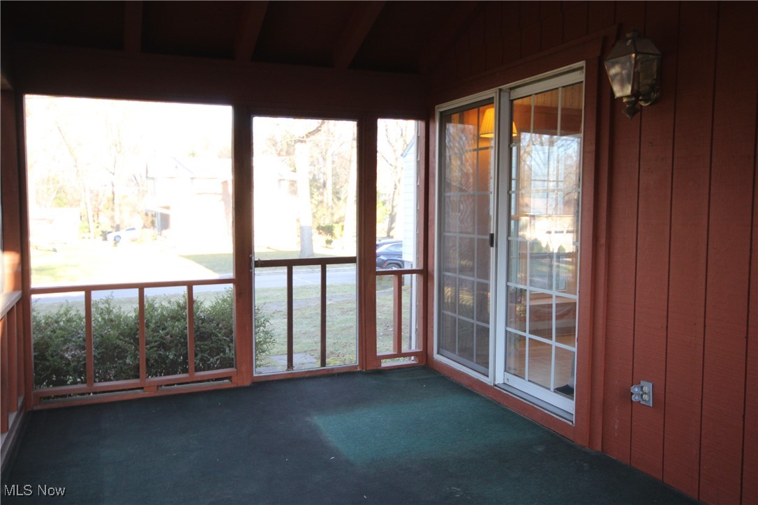 975 Eaton Avenue, Akron, Ohio image 34