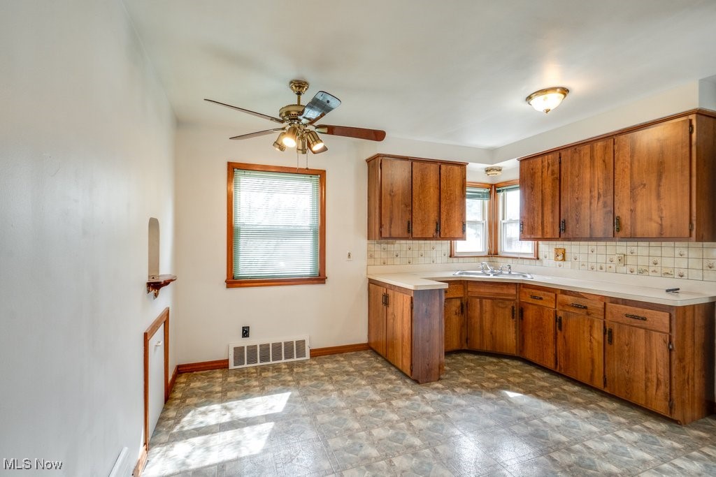 13804 Rockside Road, Garfield Heights, Ohio image 16
