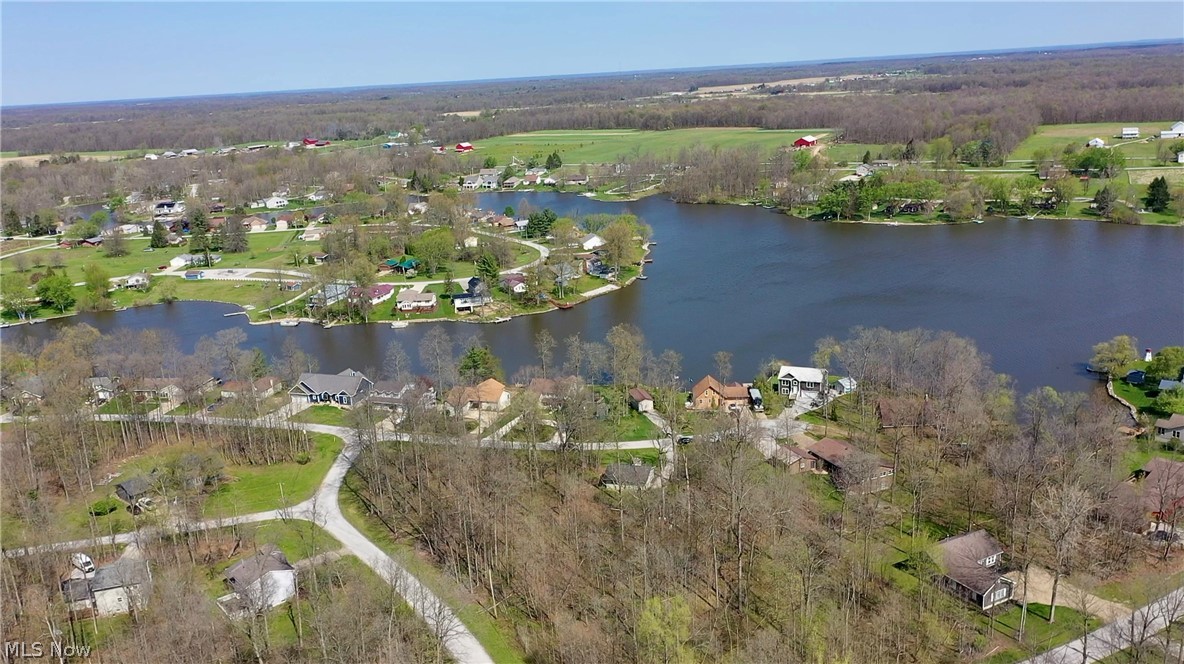 Cinnamon Lake - Residential