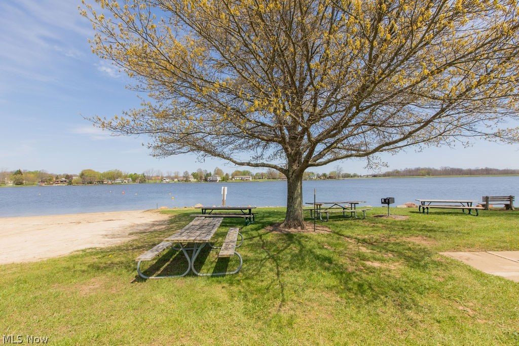 Cinnamon Lake - Residential