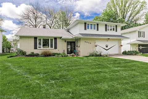 Photo for 5530 Harleston Drive