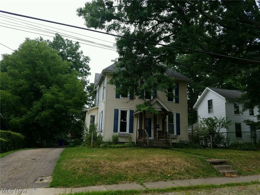 Investment opportunity, Handyman special! 3 bedroom colonial with tons of potential, First floor offers, gallery kitchen, large dining area, formal dining room, office or bedroom, living room, oversized mud room and full bath. Second floor allows for 2 bedrooms, full bath and sitting area at the top of the stairs. Home is in need of significant repairs and is being sold in it's as is condition.