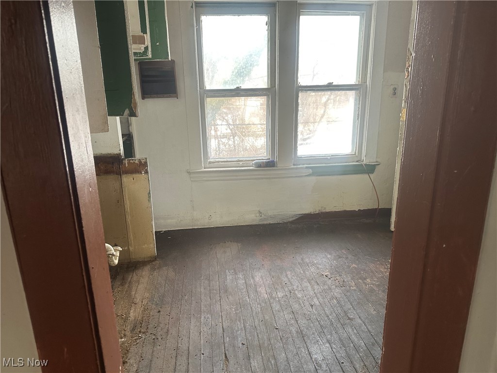 Windemere 03 - Residential Income