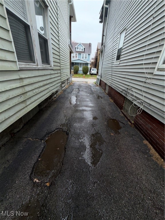 Windemere 03 - Residential Income