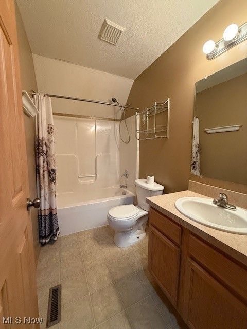 Tiny photo for 244 5th Street NE, Barberton, OH 44203 (MLS # 5178472)