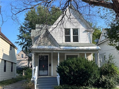 10703 Kimberley Avenue, Cleveland, OH 44108 - #: 5158929