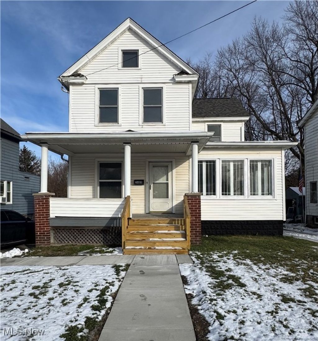 Photo of 3409 Powers Way, Youngstown, OH 44502 (MLS # 5176313)