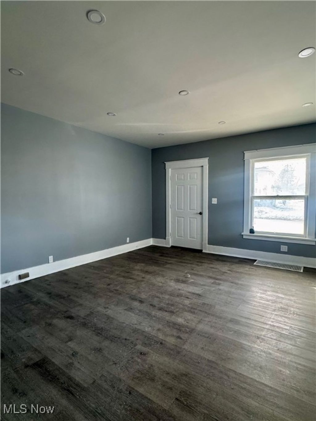 Photo of 3409 Powers Way, Youngstown, OH 44502 (MLS # 5176313)