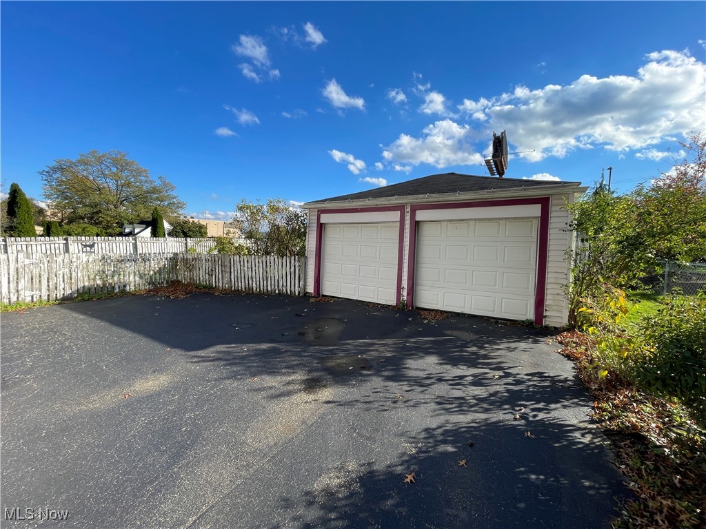 Crestline Place - Residential Income