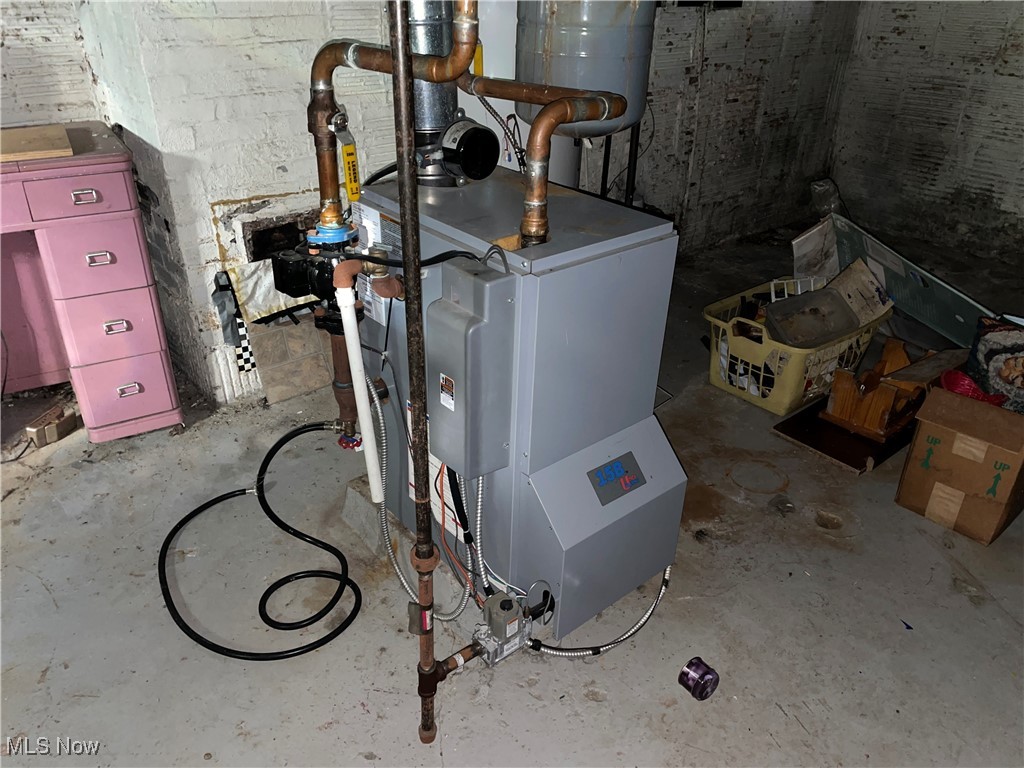 Crestline Place - Residential Income