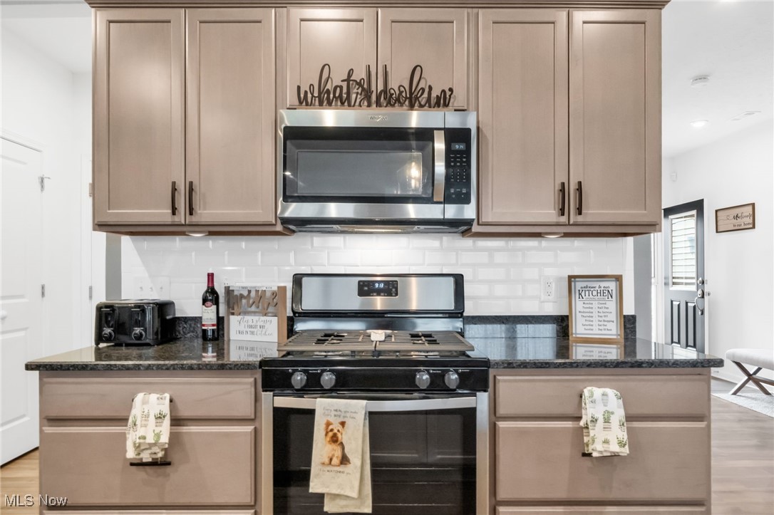 Renaissance Pk/Geauga Lake West- - Residential