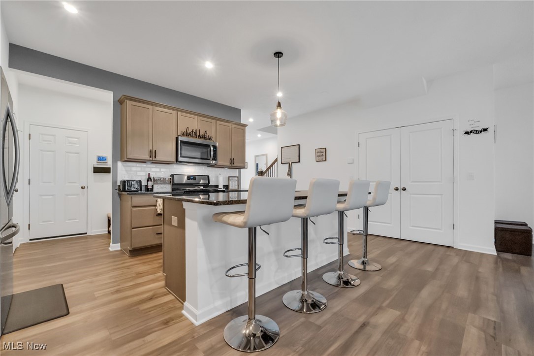 Renaissance Pk/Geauga Lake West- - Residential