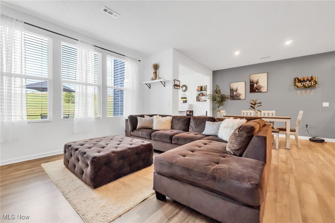 Renaissance Pk/Geauga Lake West- - Residential