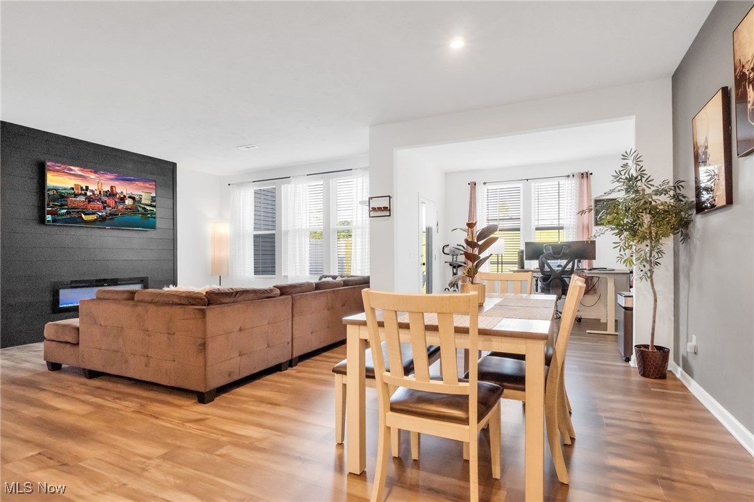 Renaissance Pk/Geauga Lake West- - Residential