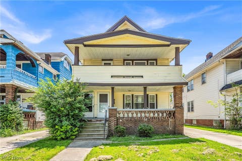 Multifamily For Rent - 10106 Greenview Avenue #2/UP<br/> Garfield Heights, OH 44125