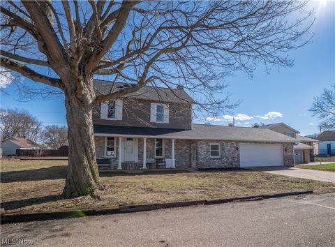 Tiny photo for 453 Wood Avenue, Newcomerstown, OH 43832 (MLS # 5188010)