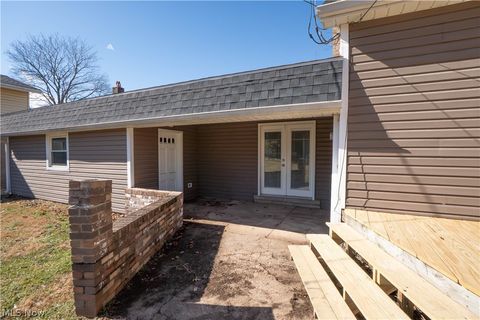 Tiny photo for 453 Wood Avenue, Newcomerstown, OH 43832 (MLS # 5188010)