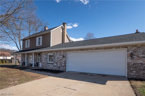 Tiny photo for 453 Wood Avenue, Newcomerstown, OH 43832 (MLS # 5188010)