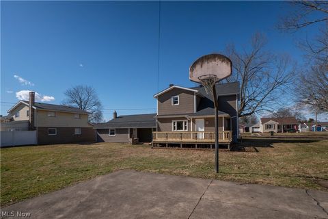 Tiny photo for 453 Wood Avenue, Newcomerstown, OH 43832 (MLS # 5188010)