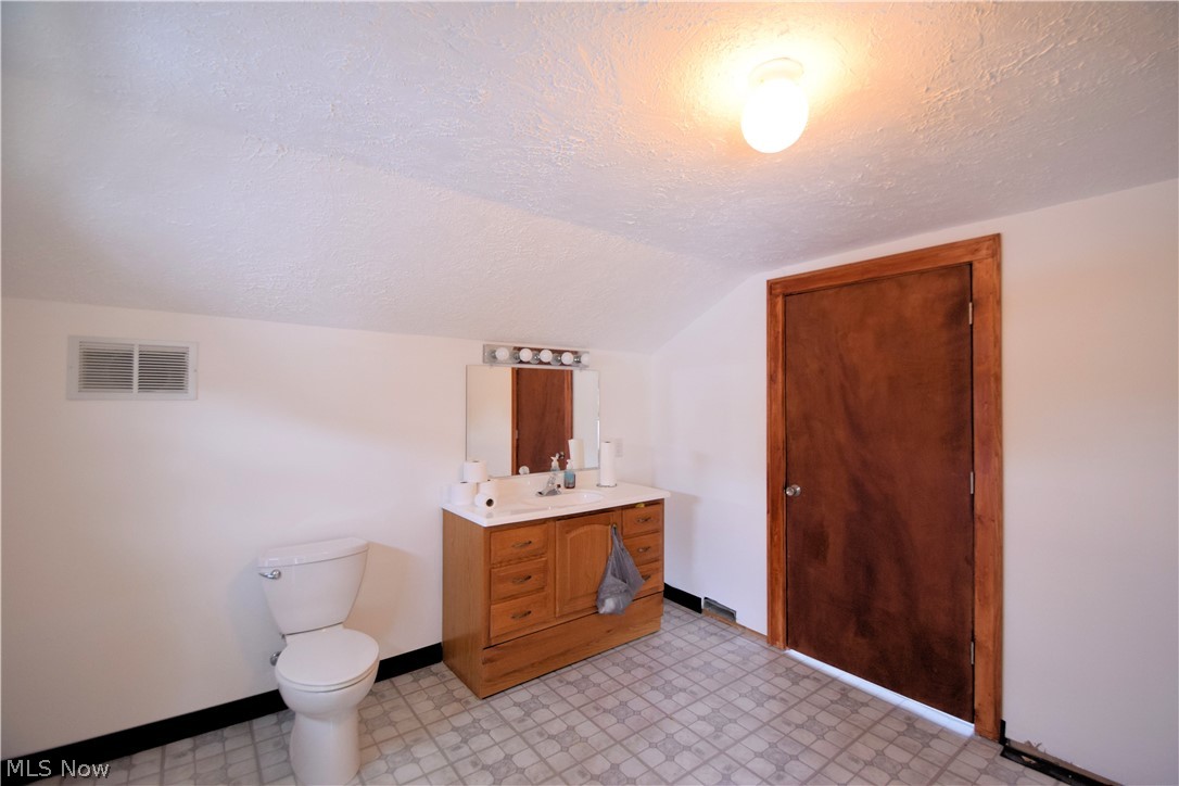 Ramona Heights - Residential