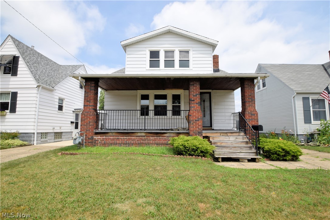 Ramona Heights - Residential