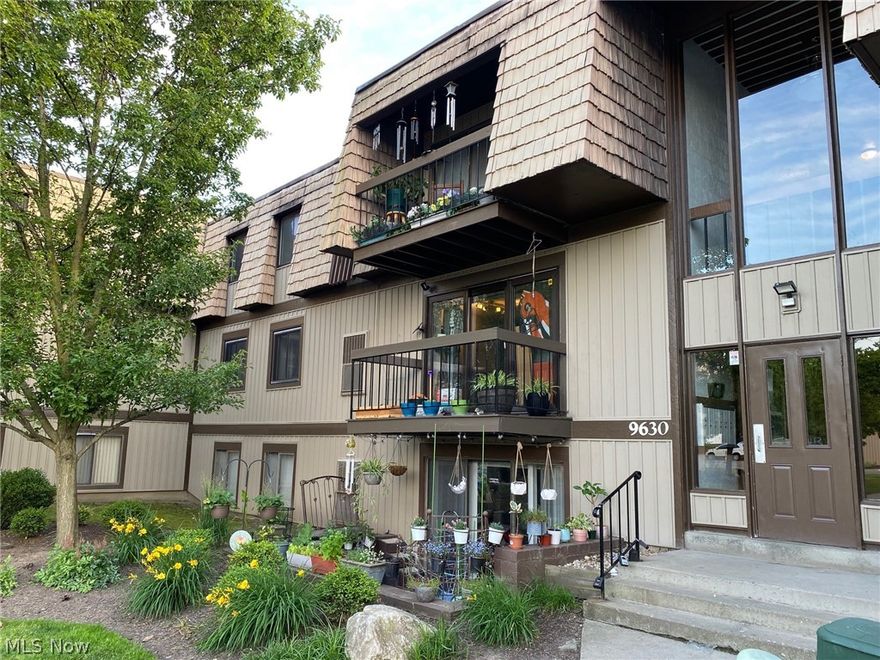 Tired of Throwing your money away on RENT? Start Building Equity in your own Condo in Sunrise Cove Condos! Association includes a Clubhouse, Swimming Pool, Tennis/Pickleball Court, A Relaxing Pond w/Fountain, the Water (including Hot Water) Sewer, & Trash Bills are all in the Assn Fee of $330 per Month! Association also Plows the Snow in Parking Lot and Does all the Landscaping! This is a Two Bedroom! It has a Newer Furnace/Central Air Conditioning Unit! In Suite Full Sized Washer & Dryer are both newer and Stay! The Kitchen Appliances also Stay Including the Fridge, Newer Stove and Dishwasher! There is a Balcony off the Spacious Living Room! The Eat-In Kitchen has a Newer Breakfast Bar! Walk-In Closet in the Master Bedroom! Be Smart and Check this One Out Today! You will NOT be Disappointed! Sunrise Cove Condos are Pet Friendly!