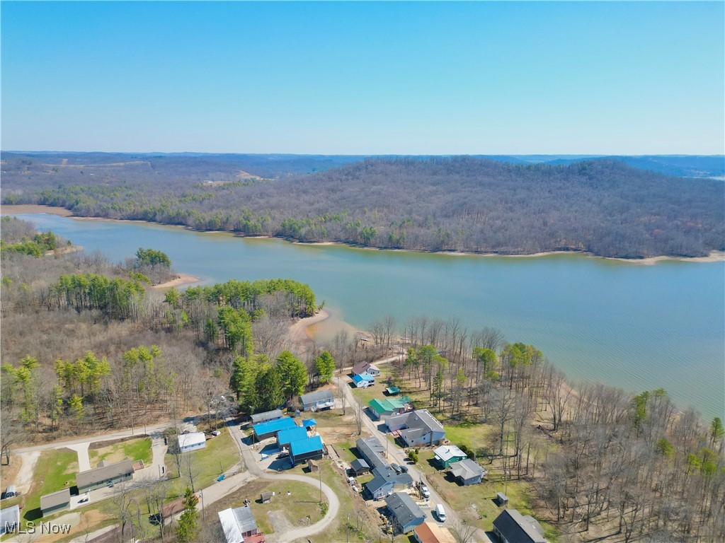 23497 N Hideaway Drive, Senecaville, Ohio image 22