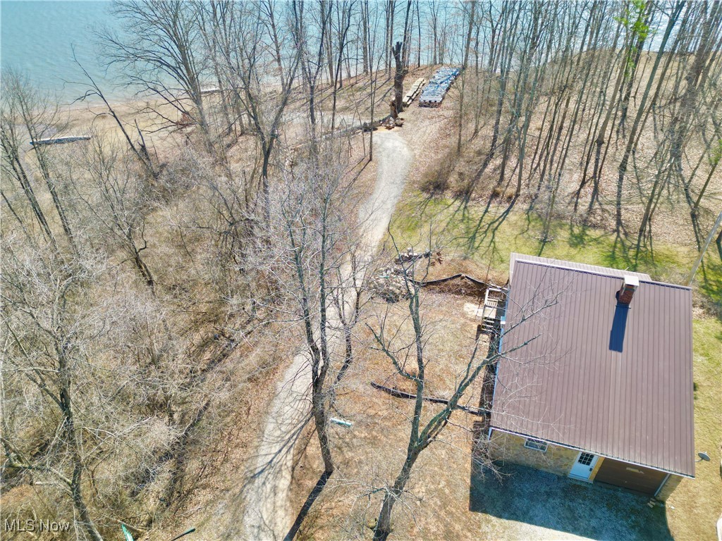 23497 N Hideaway Drive, Senecaville, Ohio image 17