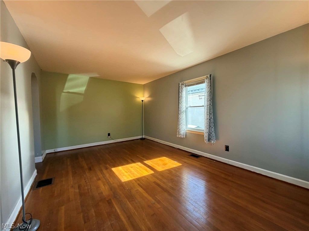 Photo of 1512 Pine Street, Zanesville, OH 43701 (MLS # 5189147)