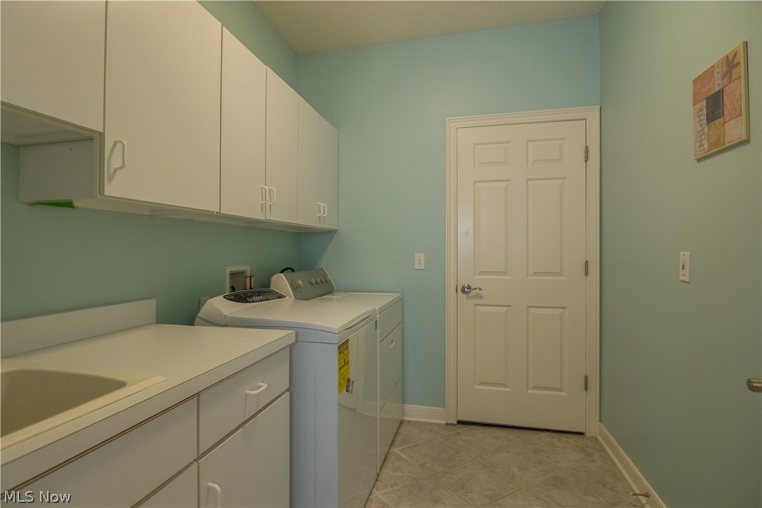 Aberdeen Golf Course Community - Residential