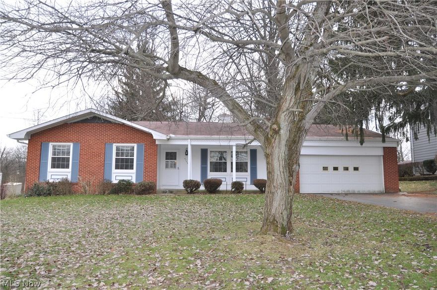 Need one floor living? Come see this lovely three bedroom, two bath ranch with beautiful hardwood floors & new windows. Formal living & dining rooms, fully equipped eat-in kitchen & family room w/new sliding door to the patio 7 large back yard. With ample bedrooms & great closet space, this home is located in a well loved Champion neighborhood. A home warranty is included to offer peace of mind while enjoying your new home!