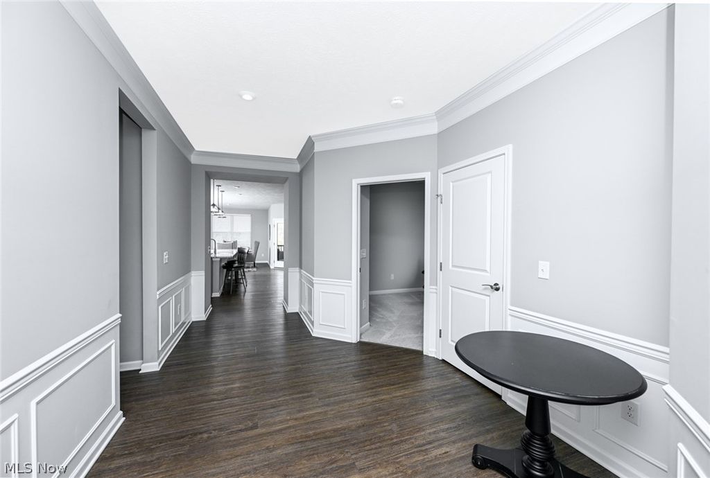 Photo of 1662 Cobham Lane, Wadsworth, OH 44281 (MLS # 5195329)