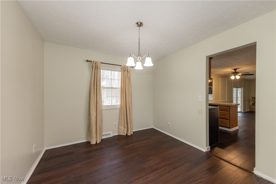 8915 Trailwood Court, Mentor, Ohio image 8