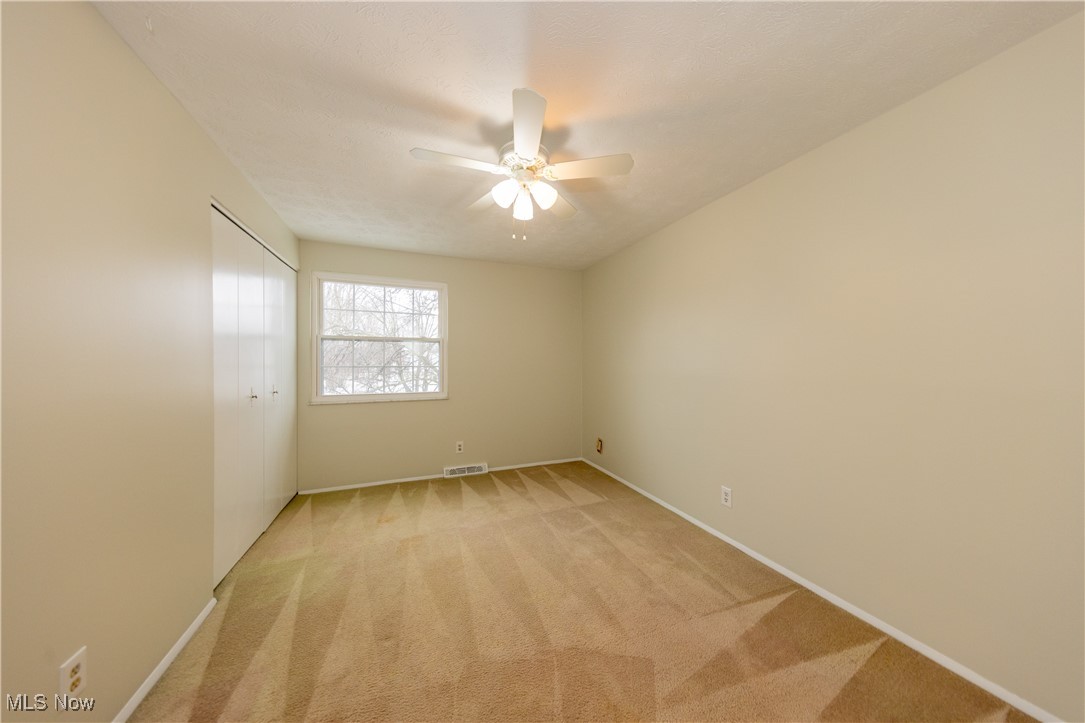 8915 Trailwood Court, Mentor, Ohio image 15