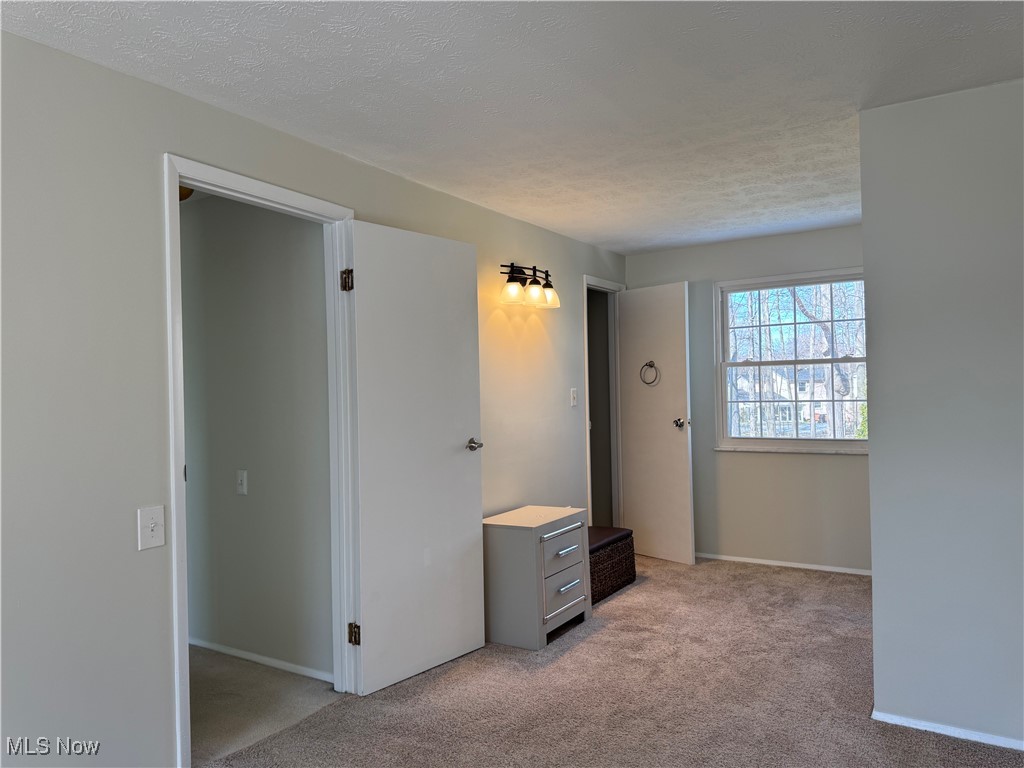 8915 Trailwood Court, Mentor, Ohio image 25