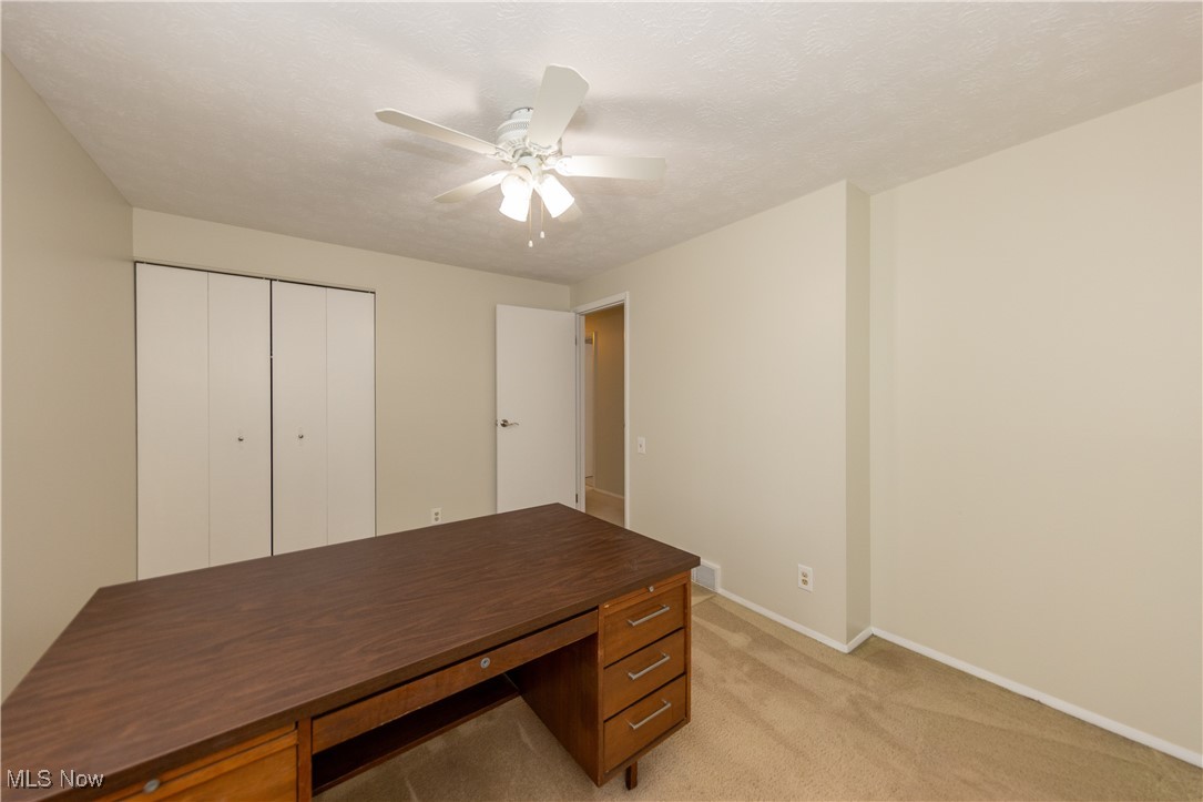 8915 Trailwood Court, Mentor, Ohio image 20