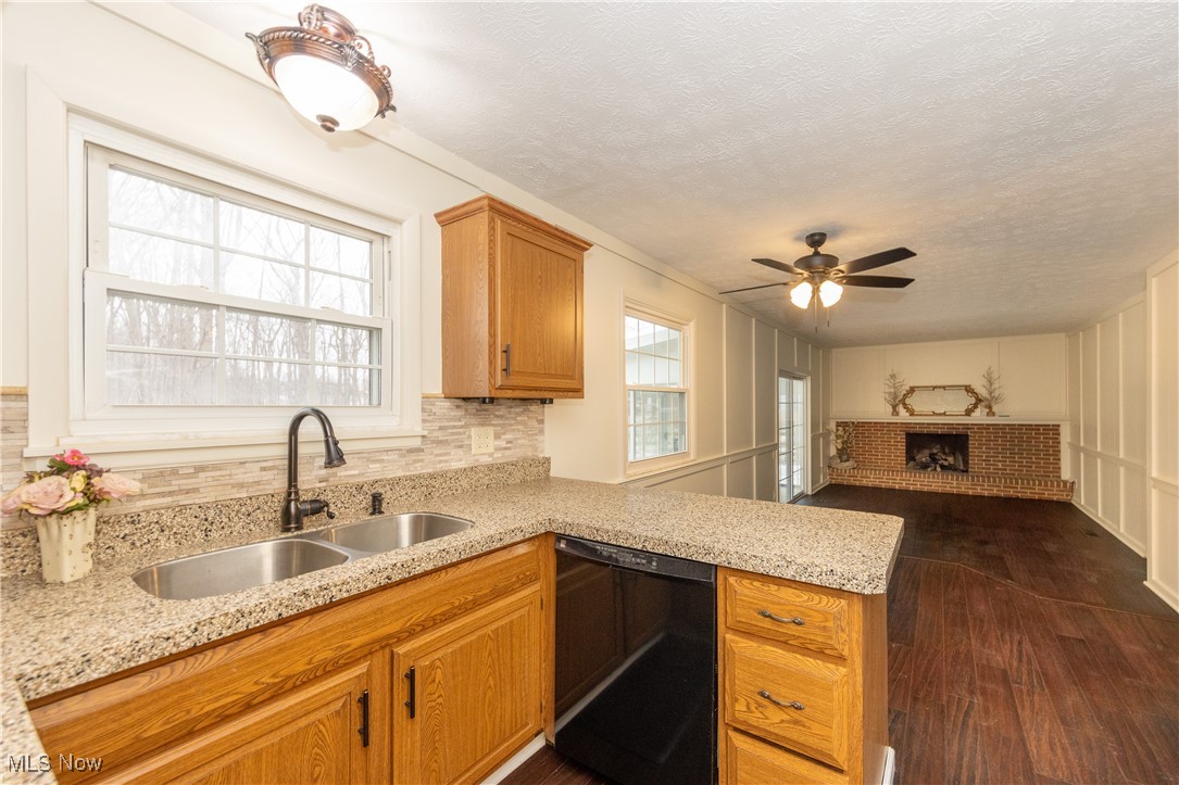 8915 Trailwood Court, Mentor, Ohio image 12