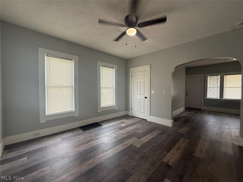 1435 W 50th Street