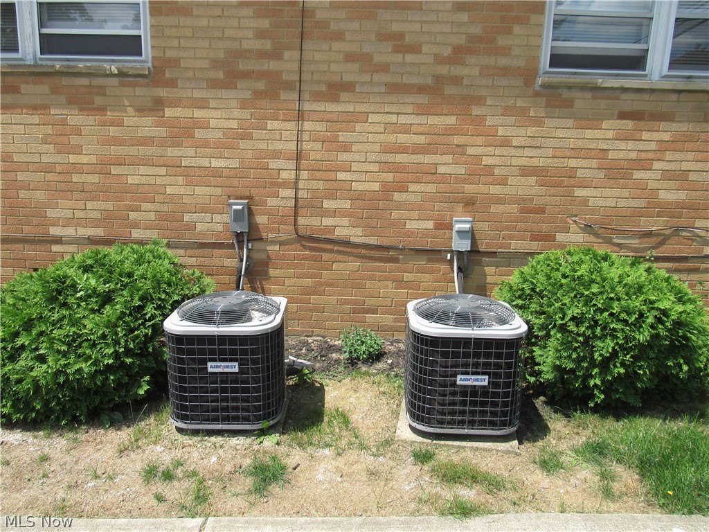 S H Kleinman Companys Briar C - Residential Income