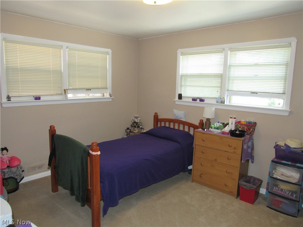 S H Kleinman Companys Briar C - Residential Income