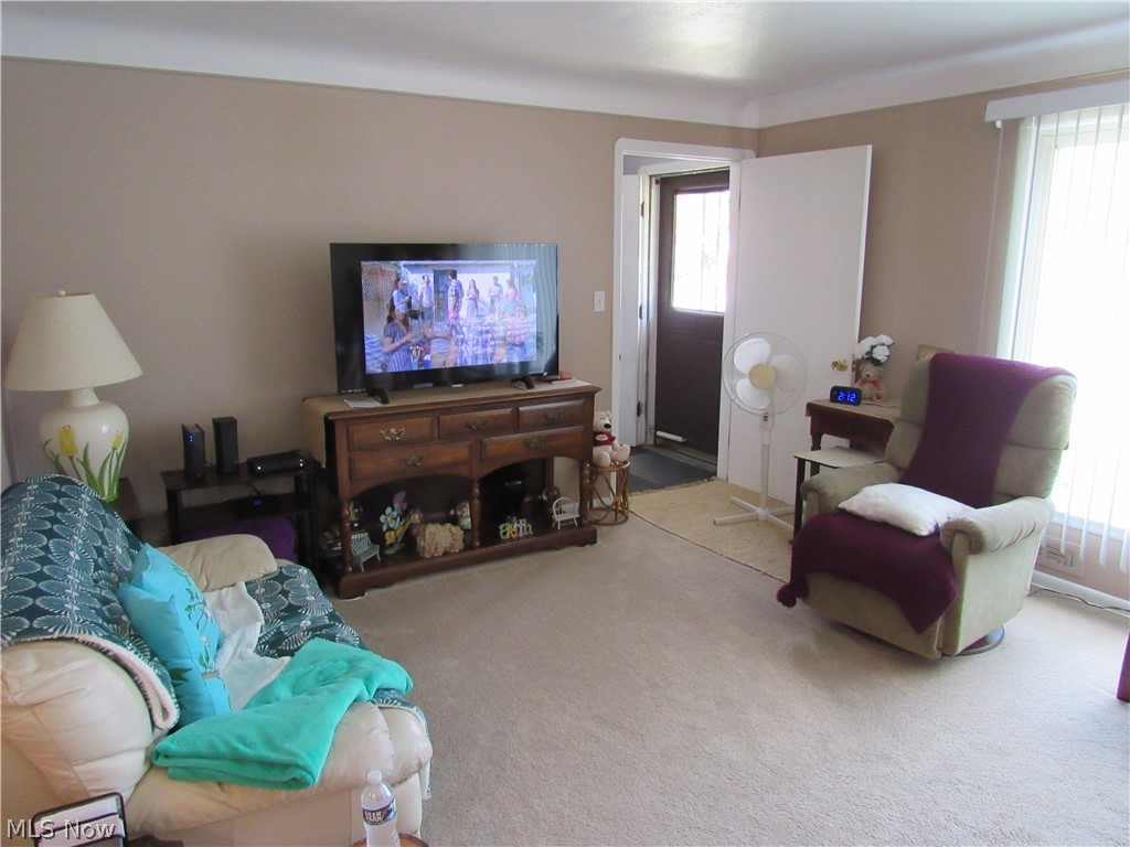 S H Kleinman Companys Briar C - Residential Income