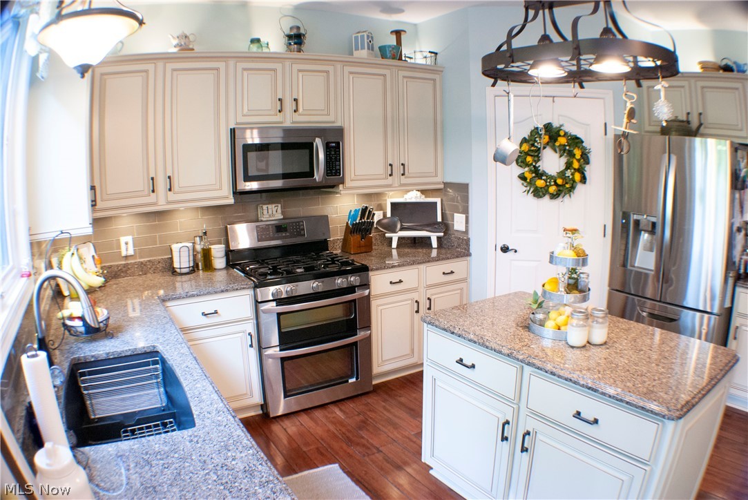 Stone Bridge Village Cluster Dev Ph I - Residential