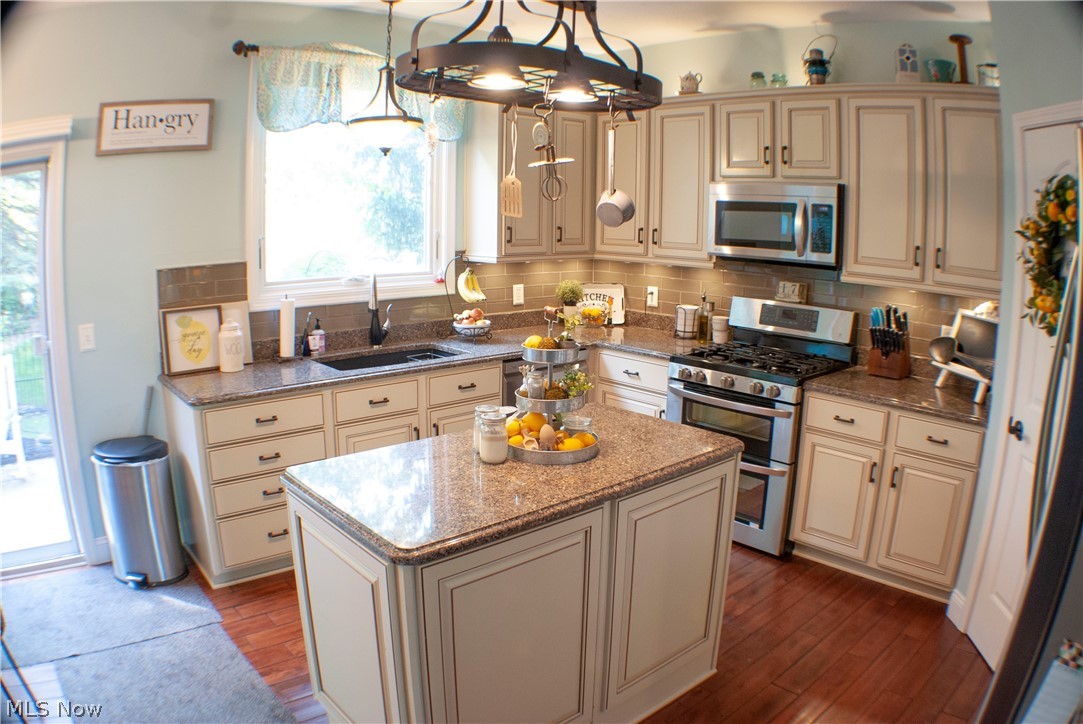 Stone Bridge Village Cluster Dev Ph I - Residential