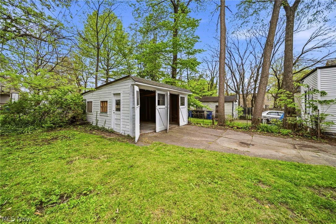 Elizabeth Heckers - Residential Income