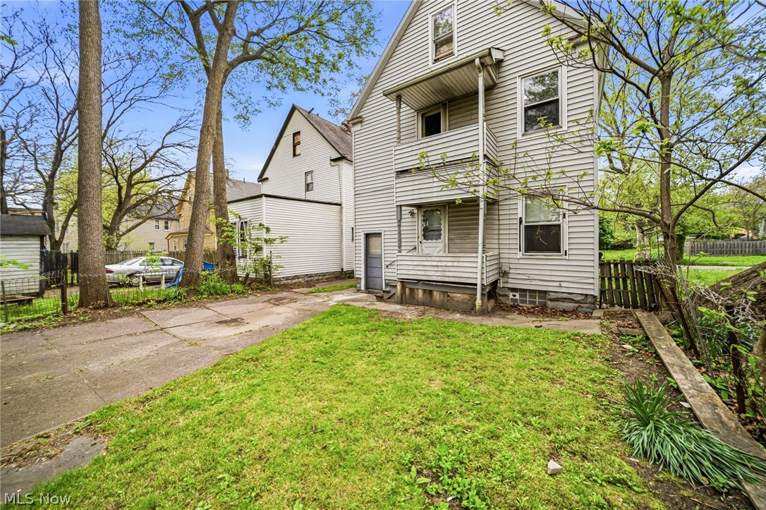 Elizabeth Heckers - Residential Income