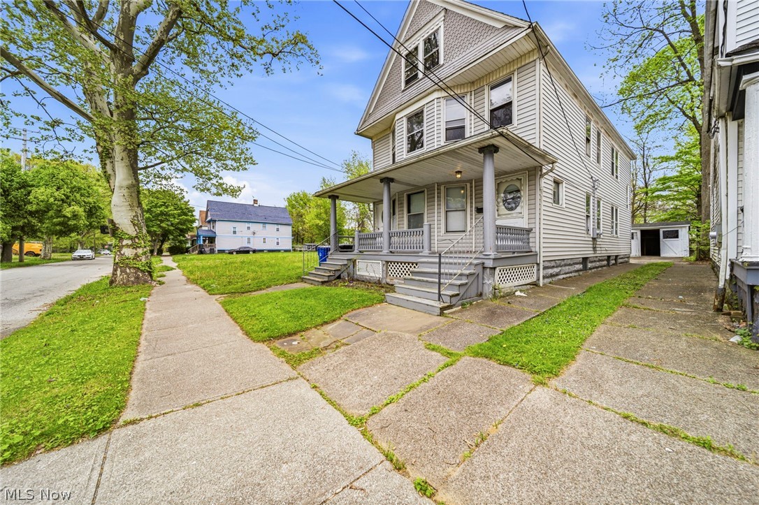 Elizabeth Heckers - Residential Income